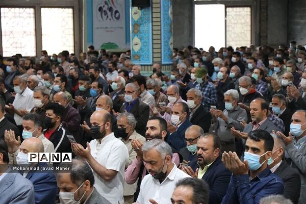 اقامه نماز عید سعید فطر در شهرستان قدس