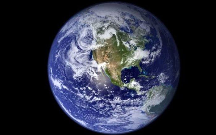 سن تقریبی پوسته زمین چقدر است؟