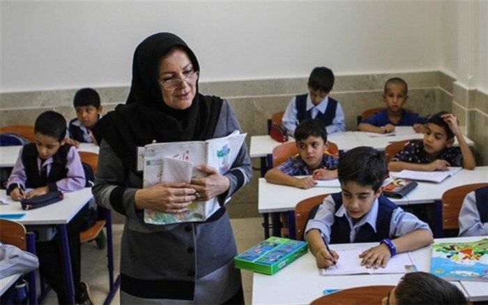 ای معلم؛ چشمان مرا به دنیای زیبایی باز کردی/فیلم