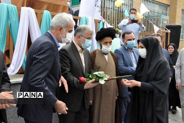 افتتاح طرح بسته امنیت غذایی(باغ) دانش‌آموزان مدارس کم برخوردار در کرج