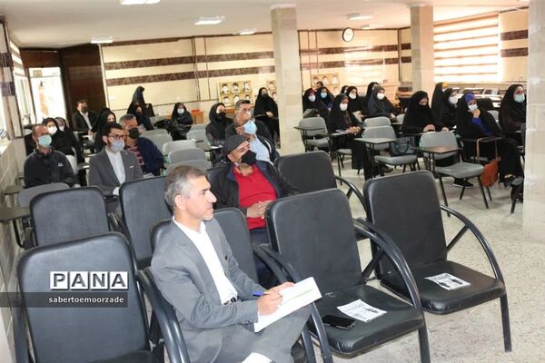 برگزاری دوره آموزشی تربیت‌دینی در شهرستان فیروزکوه