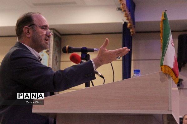 مراسم تکریم و معارفه مدیرکل آموزش و پرورش آذربایجان شرقی