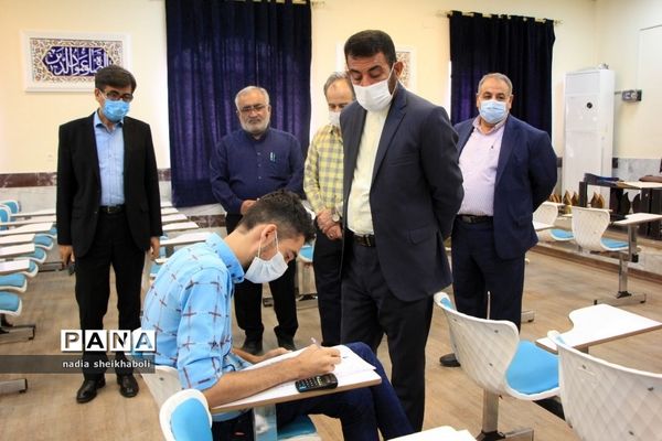 بازدید از دبیرستان تیزهوشان به مناسبت روز سمپاد