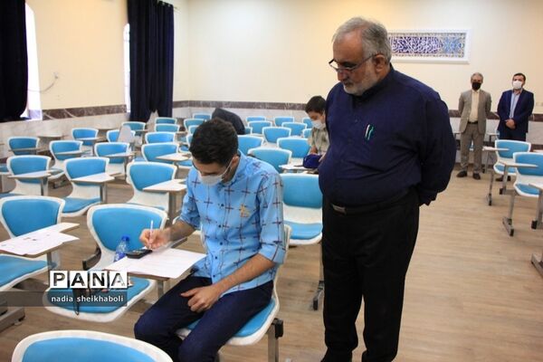 بازدید از دبیرستان تیزهوشان به مناسبت روز سمپاد