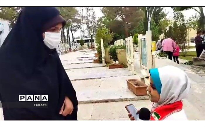 گفت‌وگو با رئیس اداره شاهد و امور ایثارگران اداره‌کل آموزش و پرورش در مورد شهدای دانش‌آموزان و فرهنگی اصفهان/فیلم