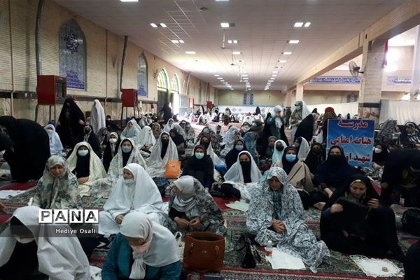 حضور مدیرکل آموزش و پرورش شهرستان‌های استان تهران در نماز جمعه اسلامشهر