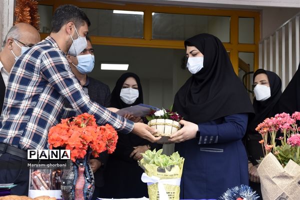 زنگ سلامت در مدرسه یکتا بهنمیر