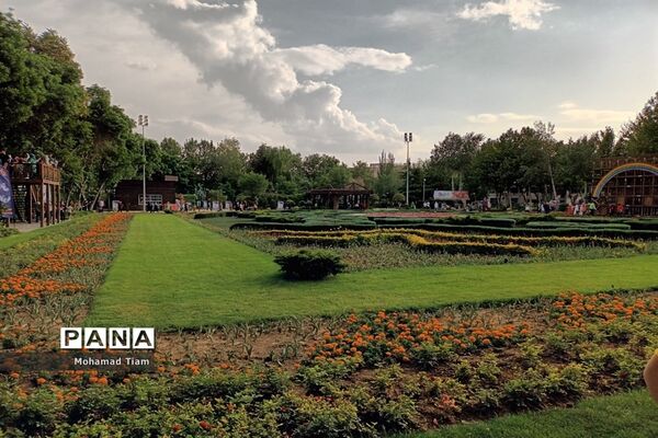 جشنواره گل‌های لاله