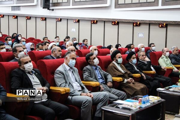 آیین گرامیداشت جلوه‌های ویژه معلمی در ارومیه