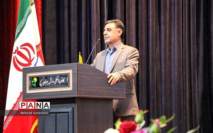 سرنوشت انسان‌ها و کشورها در دستان معلمان است