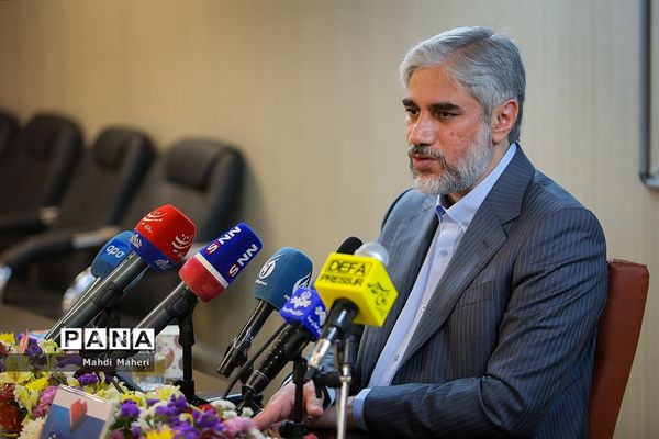 نشست خبری سی‌و‌سومین نمایشگاه بین‌المللی کتاب