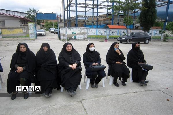 مراسم گرامیداشت مقام معلم و هفته سلامت در دبستان تربیت شهرستان گلوگاه