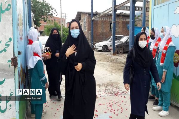 مراسم گرامیداشت مقام معلم و هفته سلامت در دبستان تربیت شهرستان گلوگاه