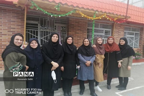 جشن روز معلم در دبیرستان سمیه محمود‌آباد
