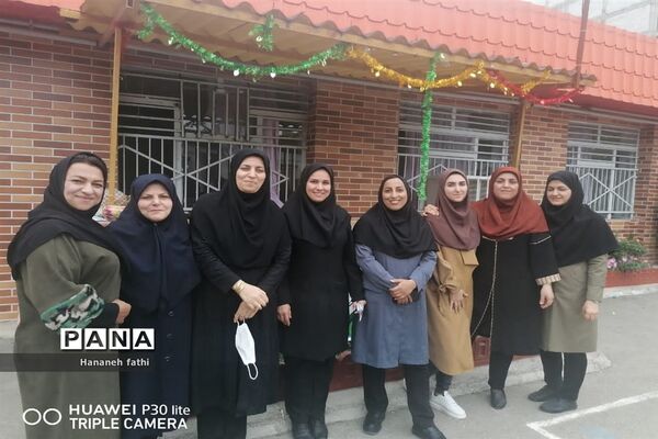 جشن روز معلم در دبیرستان سمیه محمود‌آباد