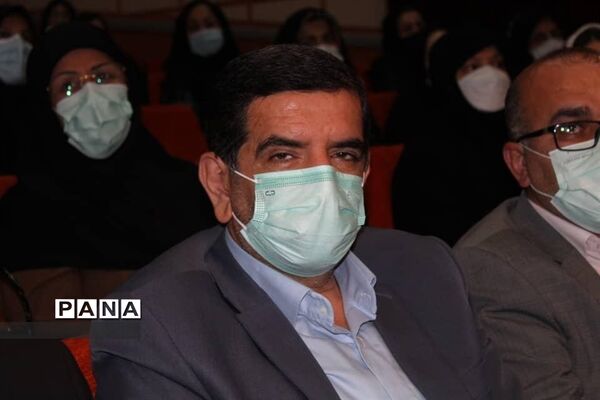 تجلیل از معلمان برتر در کانون پرورشی فکری و هنری مازندران