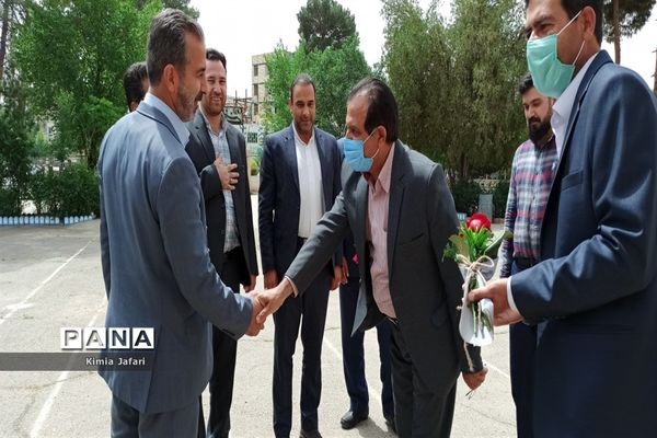 دیدار با دبیران آزاده و جانباز و ایثارگر به مناسبت هفته گرامیداشت مقام معلم