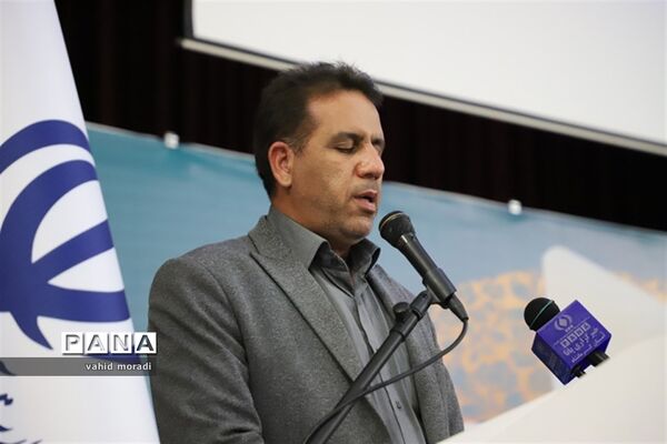 آیین گرامیداشت مقام شامخ معلم در کرمانشاه