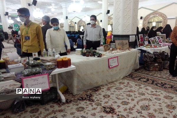 برگزاری مراسم گرامیداشت مقام معلم شهرستان کاشمر