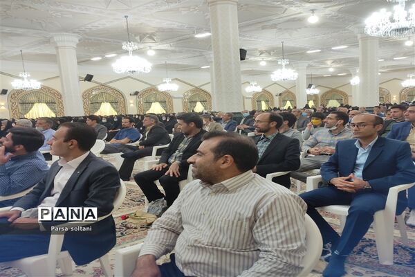 برگزاری مراسم گرامیداشت مقام معلم شهرستان کاشمر