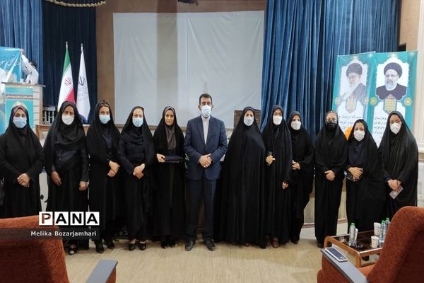 همایش تجلیل از معلمان نمونه استان بوشهر