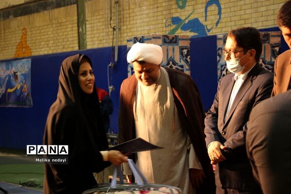 مراسم تجلیل از معلمین نمونه استانی در شهرستان تربت جام