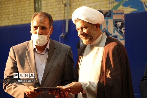 مراسم تجلیل از معلمین نمونه استانی در شهرستان تربت جام