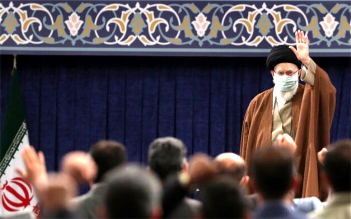 دولت برنامه‌های اقتصادی مهمی در پیش دارد؛ همه کمک کنند تا به نتیجه دست یابد