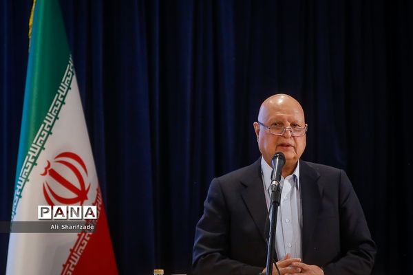 همایش «مردمی‌سازی و توزیع عادلانه یارانه‌ها»