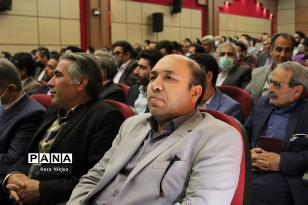 گرامیداشت هفته مقام معلم در بهارستان