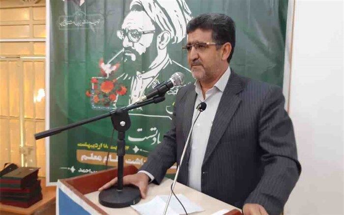 تبیین دستاوردهای انقلاب اسلامی  با بهره‌گیری از ظرفیت معلمان امکان‌پذیر است