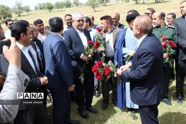 جشن بزرگ هفته معلم، بخش کبگیان چشمه دزدک منطقه سرچنار