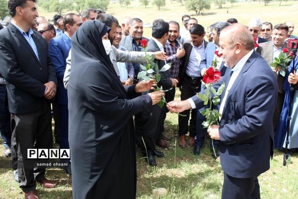 جشن بزرگ هفته معلم، بخش کبگیان چشمه دزدک منطقه سرچنار