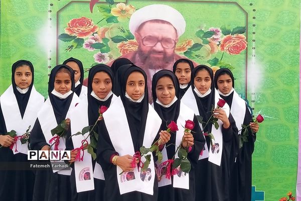 پاتوق سرود در میناب به‌مناسبت هفته گرامیداشت معلم