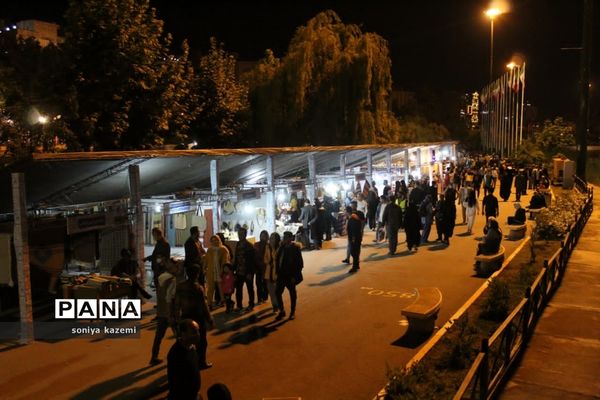 نمایشگاه صنایع‌دستی و سوغات استان‌ها در ساری
