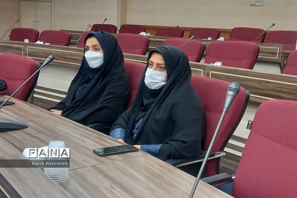 جلسه کارگروه پرورشی استان قم-2