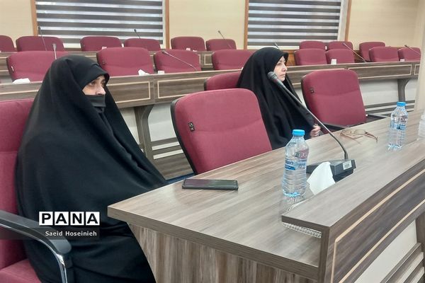 جلسه کارگروه پرورشی استان قم-2