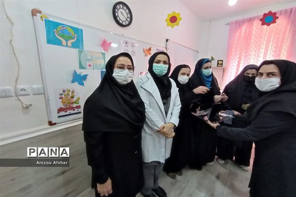 افتتاح 3 اتاق بهداشت در دبستان‌های بندر امام خمینی (ره)