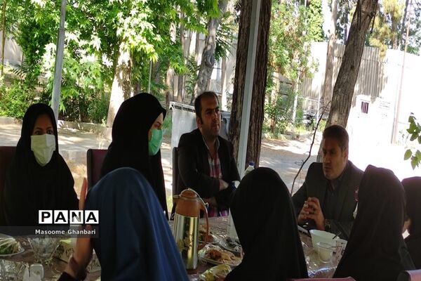 جلسه تجلیل از مراقبین سلامت ناحیه یک شهر ری