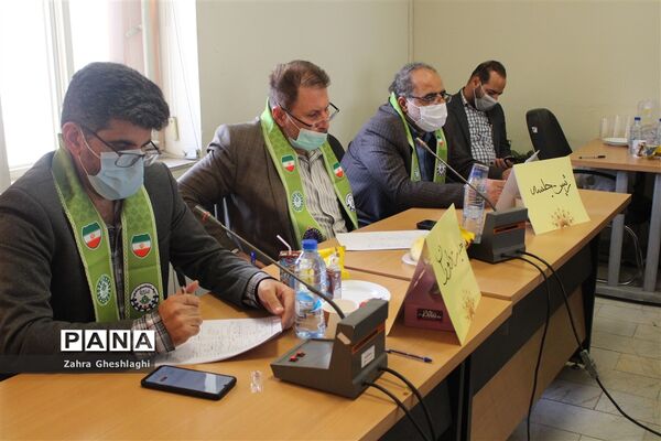 برگزاری مرحله نهایی مناظره دانش‌آموزی شهر تهران