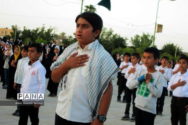 اجرای سرود  ۸۰۰ نفری «سلام فرمانده» در جهرم