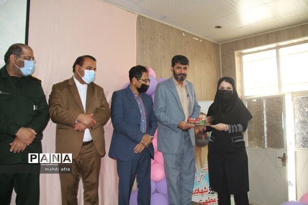 آیین تجلیل از معلمان برگزیده شهرستان بهبهان