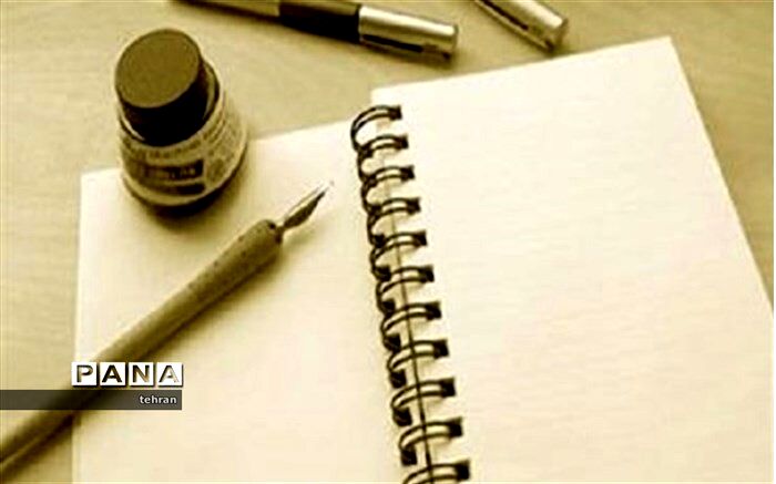 کتاب، رشد و بالندگی جامعه را به دوش می‌کشد