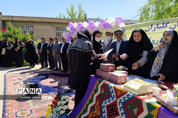 تجلیل از معلمان و دانش‌آموزان برتر دبیرستان دخترانه نمونه الزهرا یاسوج