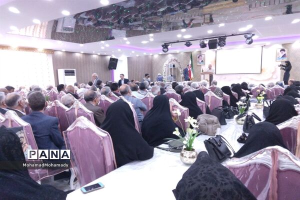 همایش فرهنگیان پیشکسوت کاشمردر هفته معلم