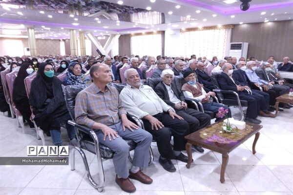 همایش فرهنگیان پیشکسوت کاشمردر هفته معلم