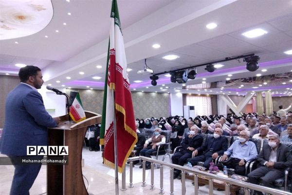 همایش فرهنگیان پیشکسوت کاشمردر هفته معلم