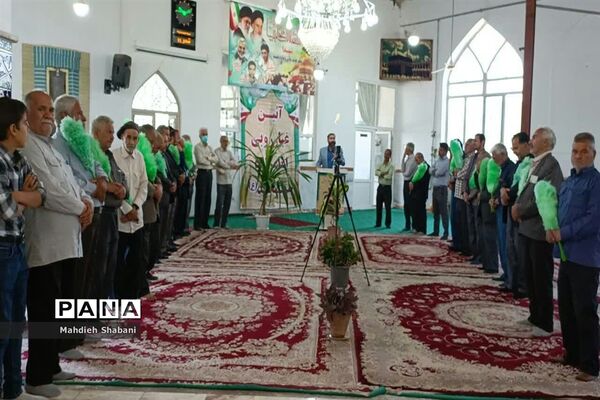 آیین غبارروبی امامزاده سید محمد(ع) باحضور تعدادی از معلمان در کاشمر