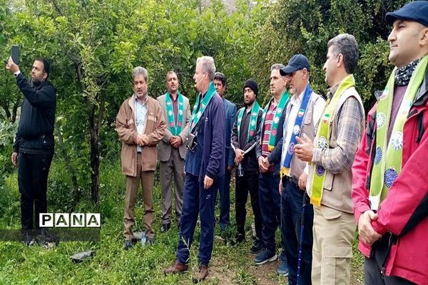 همایش کوهپیمایی مربیان پیشتاز سازمان دانش‌آموزی ناحیه۶ مشهد مقدس