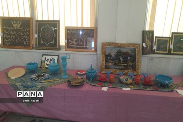 برپایی نمایشگاه دست‌سازه‌های مدارس تمدن‌سازان در داراب